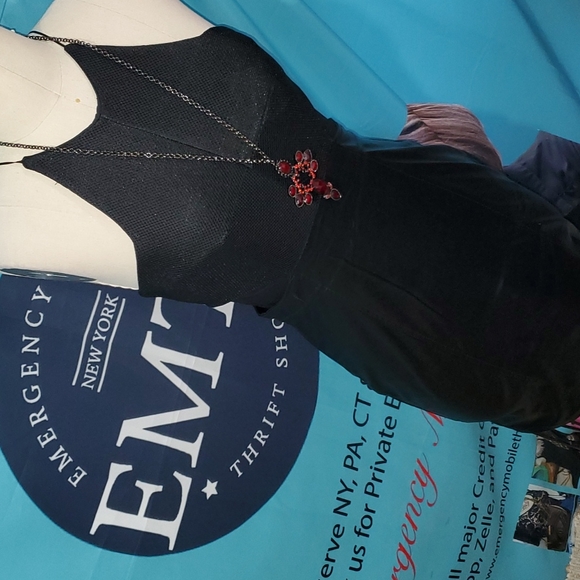 Giorgia Party Dress - Picture 4 of 10